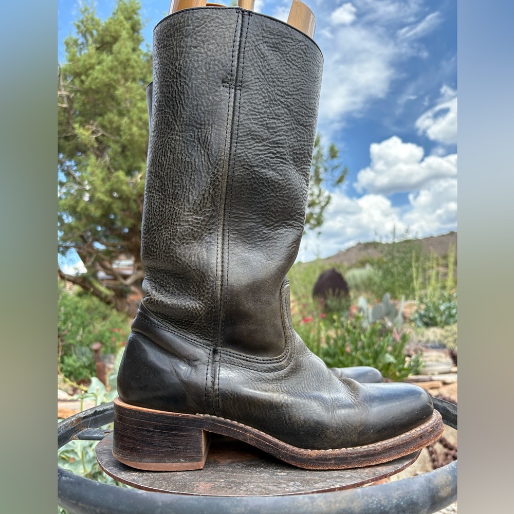 Frye Dark Leather Heeled Boots - Picture 4 of 16